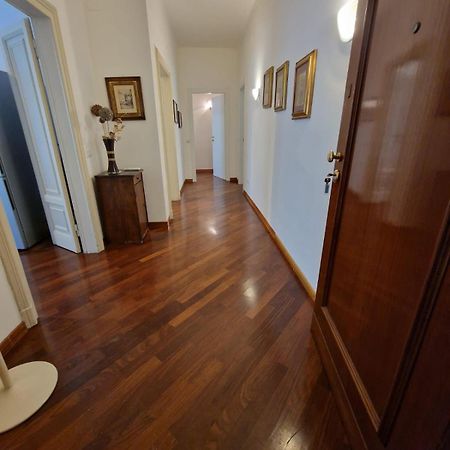 Duomo - Fontana Cozy With Terrace Apartment มิลาน ภายนอก รูปภาพ