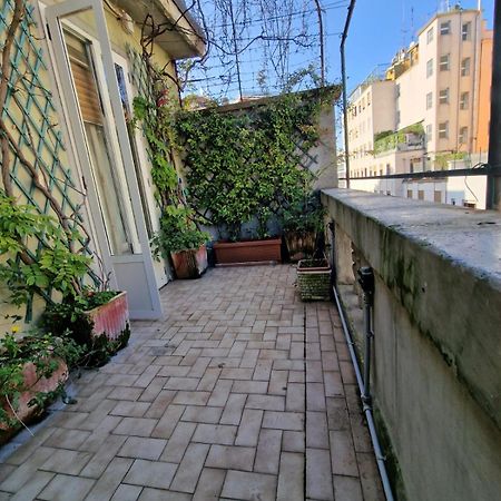 Duomo - Fontana Cozy With Terrace Apartment มิลาน ภายนอก รูปภาพ
